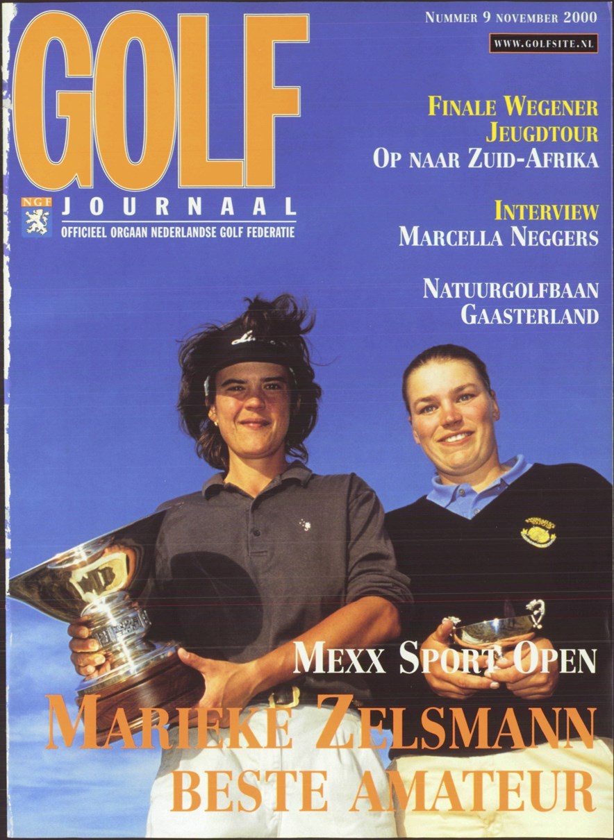 6 Tina Fischer en Marieke Zelsman met de nieuwe bekers op de cover van GOLFjournaal 2000