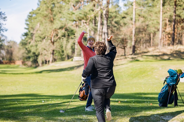 Golf vrouwen First Dates